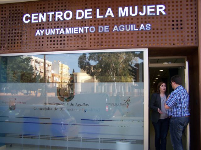 Mañana se llevará a cabo una charla-coloquio, dentro de los actos organizados por la concejalía de Mujer - 1, Foto 1