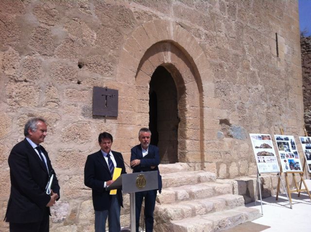La Torre del Espolón, las murallas del Castillo y 152 piezas del Museo Arqueológico - 1, Foto 1