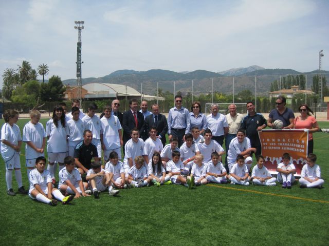Las Fundaciones de los Trabajadores de ELPOZO ALIMENTACIÓN y del Real Madrid C.F. se unen para educar en valores a los niños - 2, Foto 2