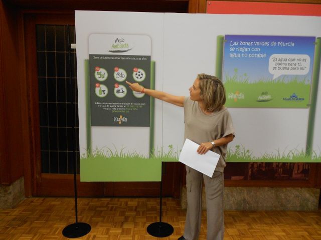 Medio Ambiente mejora la información y señalización en los jardines del municipio - 2, Foto 2