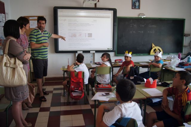 Autoridades municipales visitan el colegio Santa Eulalia - 4, Foto 4