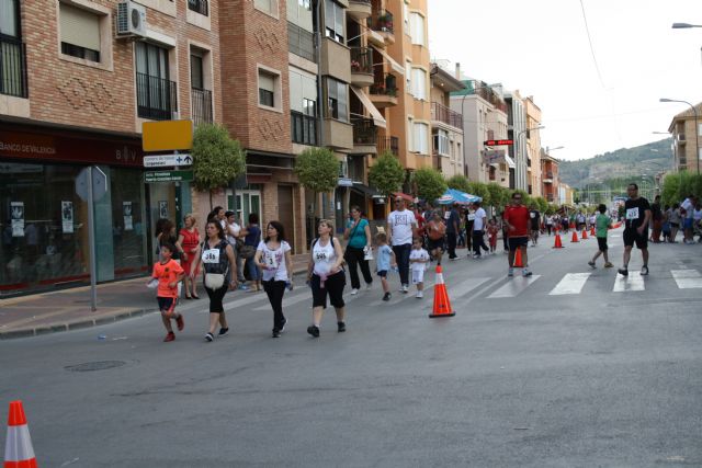 Más de 700 personas marchan en Bullas por un fin benéfico - 2, Foto 2
