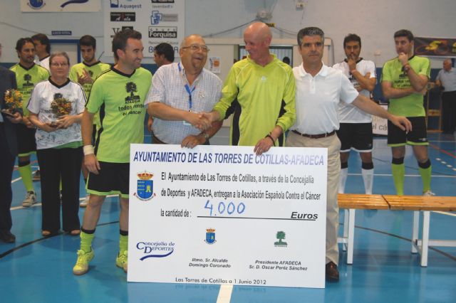 El tradicional partido contra el cáncer de Las Torres de Cotillas recauda 4.000 euros - 1, Foto 1