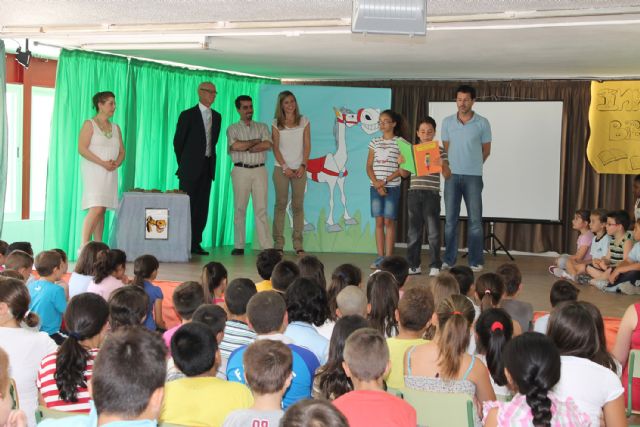 El colegio Cervantes torreño inaugura su renovada biblioteca - 2, Foto 2