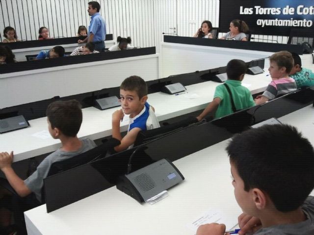 Los escolares torreños celebran el Día de la Región con un Pleno Infantil - 4, Foto 4
