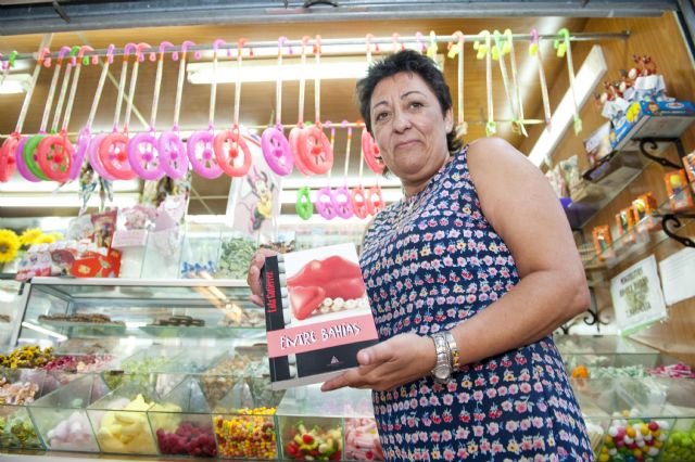 Entre golosinas y libros - 1, Foto 1