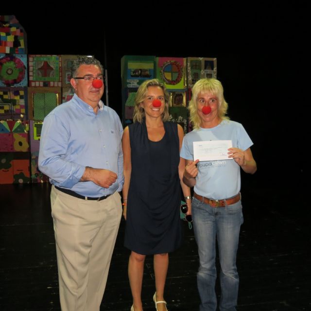 Aguas de Murcia solidaria con Pupaclown, Jesús Abandonado y Cáritas - 1, Foto 1