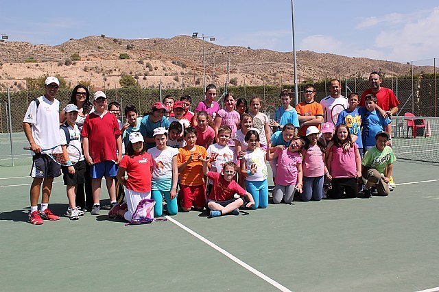 II jornadas escolares de tenis en el Club de Tenis Totana, Foto 1