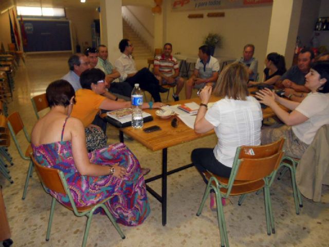 La alcaldesa presenta a su candidatura el trabajo realizado durante el primer año de legislatura, Foto 2