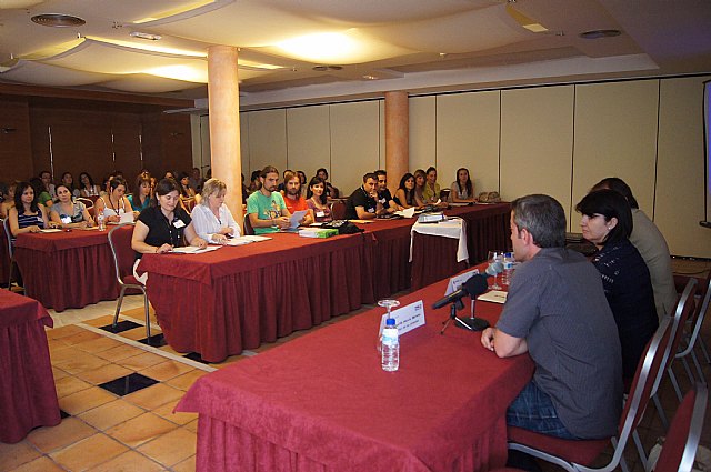 Cerca de un centenar de docentes participan en las Jornadas Regionales de Escuelas Rurales, Foto 2