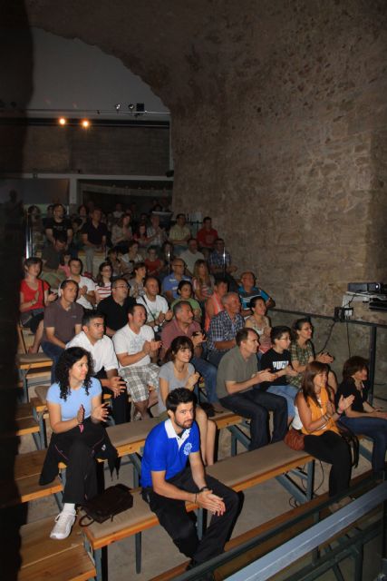Dos alhameños, Juan Martnez y Ginesa Gmez, cuenta su experiencia en el Himalaya, Foto 1
