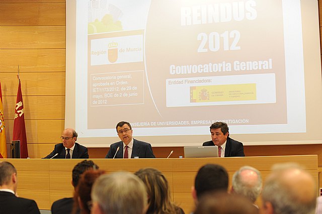 La Comunidad presenta a los empresarios de la Región incentivos para la reindustrialización por valor 86 millones - 2, Foto 2
