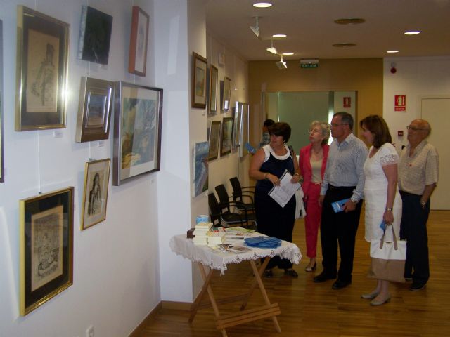 El Aula de Cultura de CajaMurcia acoge una exposición de Pintores Solidarios - 1, Foto 1