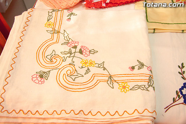 Taller de manualidades y bordados. Centro Municipal de Personas Mayores - 12