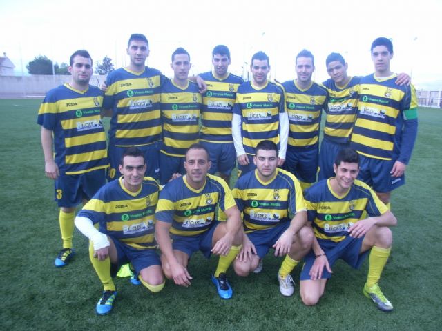 Los equipos Uclident, Droguería Librería Patricio, Floristería Katy y Carri aluminios se clasifican para las semifinales de la Copa de Fútbol Aficionado Juega Limpio, Foto 2