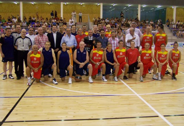 La jugadora de baloncesto Amaya Valdemoro presentará el lunes en Murcia su VI Campus Internacional AV13 - 1, Foto 1