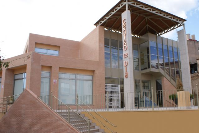 El Ayuntamiento y el IMAS amplían el número de plazas concertadas para usuarios con dependencia en el Centro de Estancias Diurnas para Mayores - 1, Foto 1