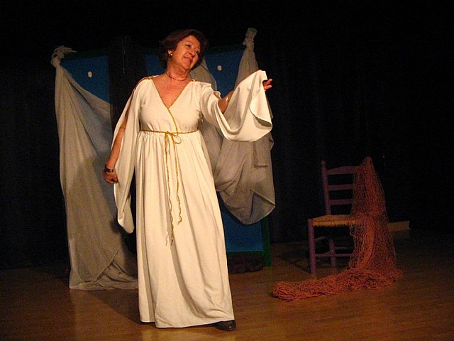 Lisístrata, de Aristófanes, por el grupo de teatro de la Universidad de Mayores - 1, Foto 1