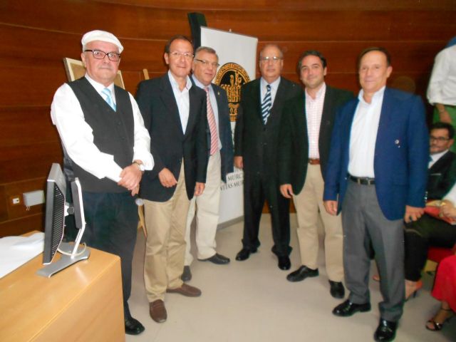 El Alcalde agradece a la Federación de Moros  y Cristianos la importante labor de promoción y difusión que hacen de Murcia - 3, Foto 3