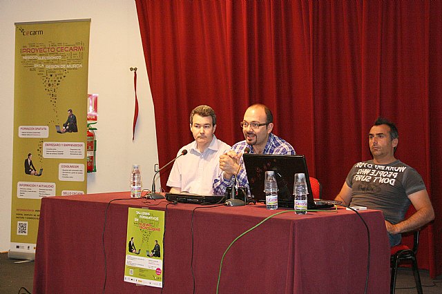 Emprendedores caravaqueños asisten a un taller sobre posicionamiento y marketing online - 1, Foto 1