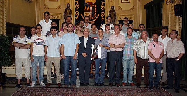 El Alcalde recibe al CFS Montesinos Jumilla por su victoria en el campeonato de liga y posterior ascenso a Segunda División. - 1, Foto 1
