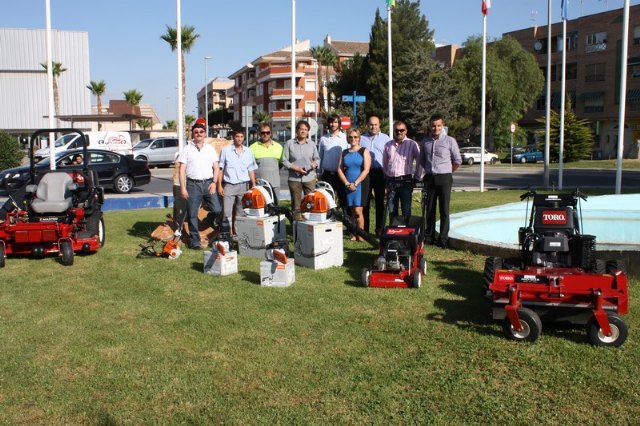 El Ayuntamiento adquiere nueva maquinaria para el cuidado de sus jardines - 1, Foto 1