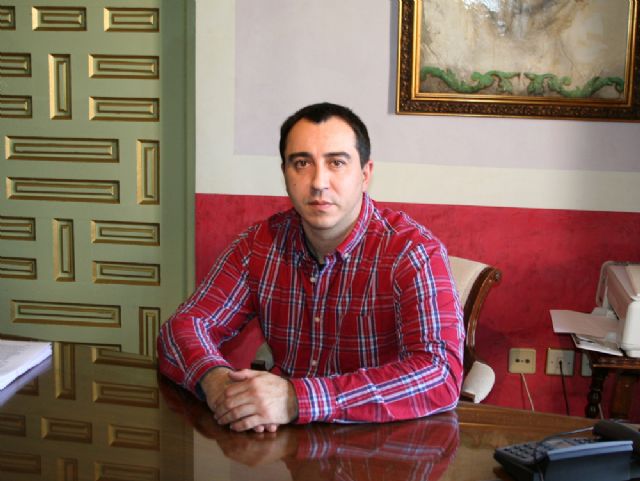 Jesús de la Ossa gana el premio nacional de poesía 'Cruz Roja' de Villarrobledo - 1, Foto 1