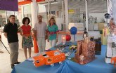 El concurso 'Crea-Cicla' promueve el reciclado y la creatividad artística entre alumnos del IEs Chirinos