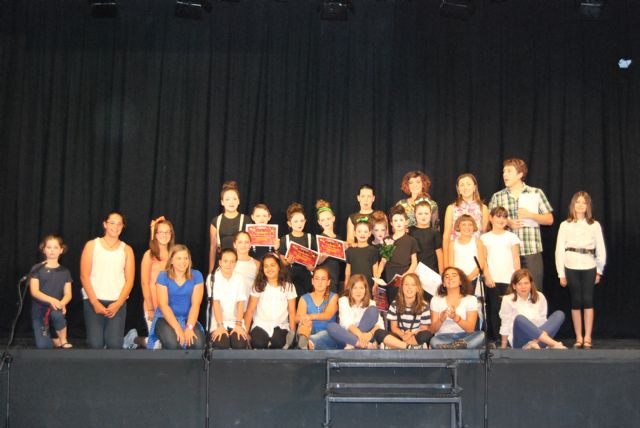 Concluyen los talleres de teatro extraescolares con la puesta en escena de las obras trabajadas en el curso, Foto 3