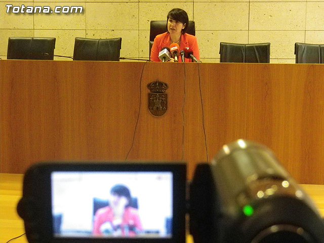 El ayuntamiento cerrará dependencias en el mes de agosto con el fin de optimizar el trabajo del personal municipal y ahorrar 50.000 euros, Foto 1