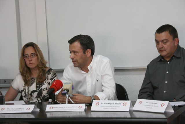 El Alcalde clausura el curso Emprende y Concilia - 2, Foto 2
