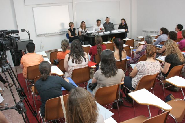 El Alcalde clausura el curso Emprende y Concilia - 3, Foto 3
