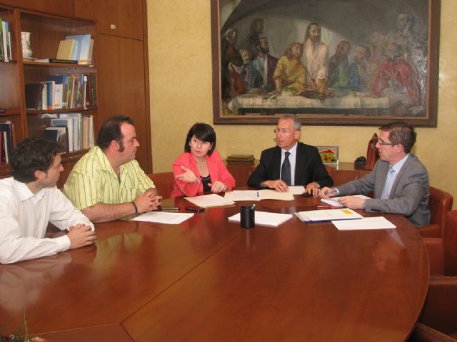El presidente de la CHS se reúne con los alcaldes de Puerto Lumbreras, Las Torres de Cotillas y Totana, Foto 1