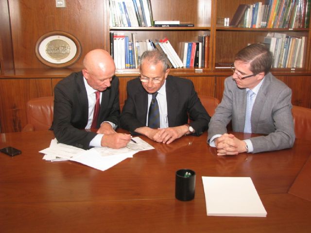 El presidente de la CHS se reúne con los alcaldes de Puerto Lumbreras, Las Torres de Cotillas y Totana, Foto 3