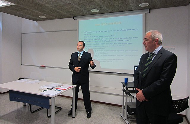 Dirigentes políticos municipales aprenden a optimizar los recursos humanos en épocas de crisis - 1, Foto 1