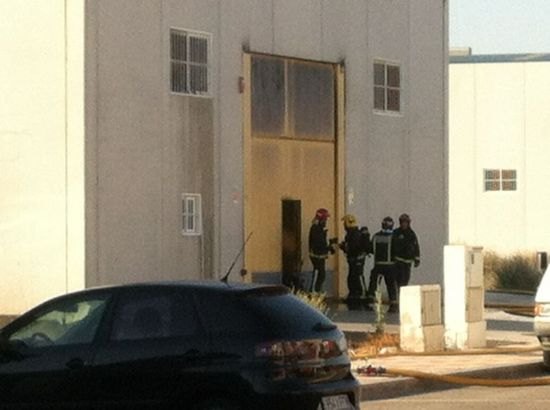 Un incedio arrasa una nave de reciclado de aceite en el Polígono Industrial El Saladar de Totana - 3, Foto 3