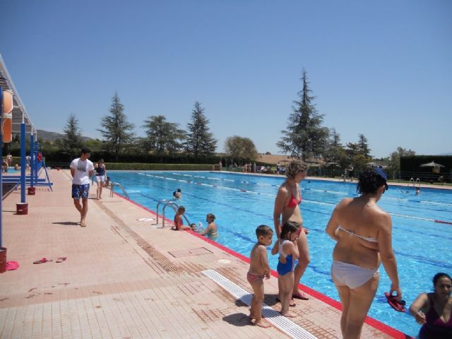 More than 600 users enjoyed the municipal pools during the last weekend, Foto 3