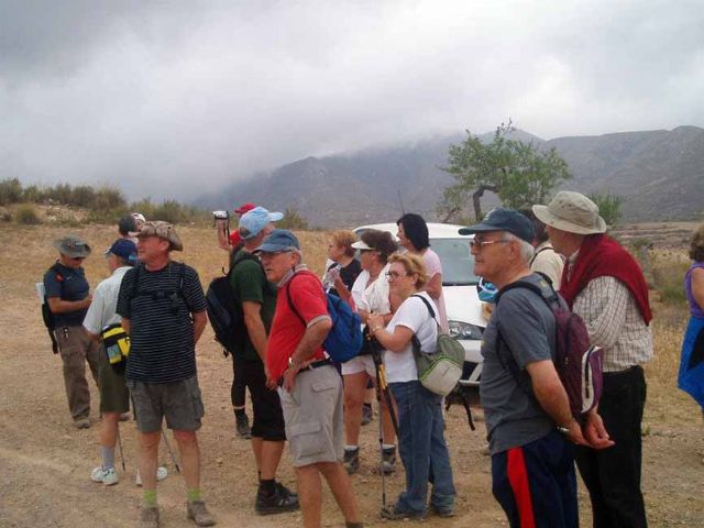 Los mayores visitaron el Mar Menor en su última ruta de senderismo - 2, Foto 2