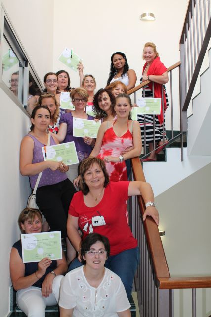 Concluye el curso de Atencin a Personas Dependientes, Foto 2