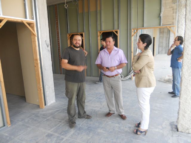 La alcaldesa visita las obras del Centro de Salud Totana-sur, Foto 2
