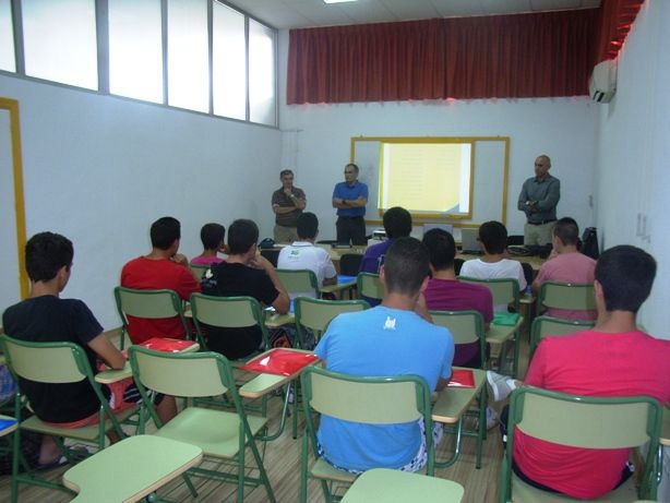 Un total de 15 jóvenes participan en el curso de formación de árbitros organizado por la concejalía de Deportes - 1, Foto 1