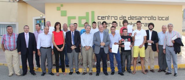 El Ayuntamiento y la Comunidad refuerzan la inserción laboral de jóvenes agricultores a través de planes de formación práctica - 1, Foto 1