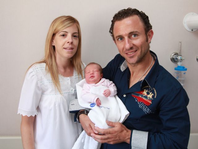Nace la segunda hija del torero ´Rafaelillo´ en el hospital USP San Carlos de Murcia - 1, Foto 1