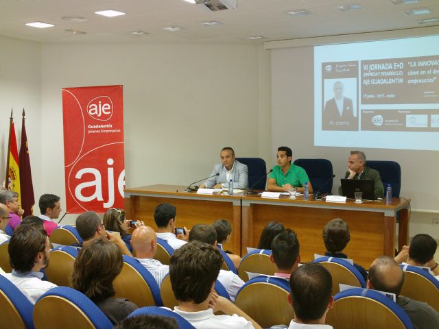 Ante la vida debemos tener una actitud proactiva ha sido parte del mensaje que ha ofrecido Joaquín Torres a los Jóvenes Empresarios - 1, Foto 1