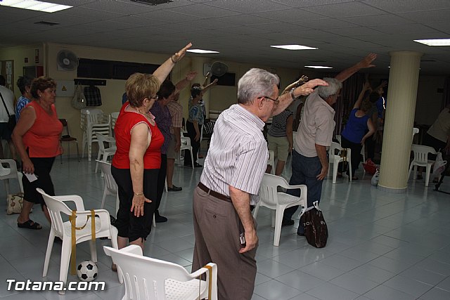 Gimnasia para mayores. Centro de Personas Mayores Plaza de la Balsa Vieja - 7