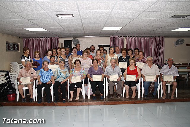 Gimnasia para mayores. Centro de Personas Mayores Plaza de la Balsa Vieja - 52