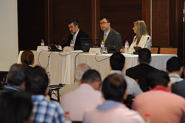 La Comunidad apoya la inversión en renovables con contratos entre empresas de servicios energéticos y administraciones públicas - 2, Foto 2