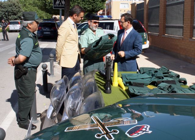 El delegado del Gobierno presenta la nueva Unidad de Seguridad Ciudadana de la 2ª Compañía de la Guardia Civil - 2, Foto 2