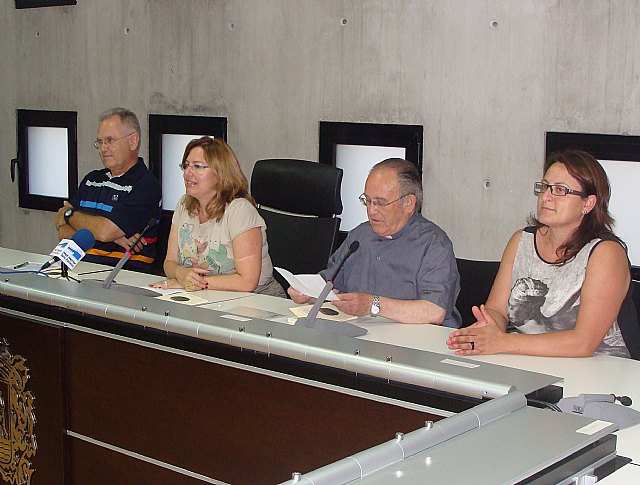 Vicente García Hernández presenta en San Pedro del Pinatar su último poemario “Materia Elemental” - 1, Foto 1