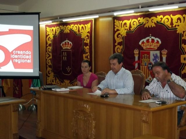 ASEMOL y la cooperativa de jóvenes empresarios Cinco Estrellas Vega del Segura promocionan en Alguazas la compra y consumo de productos murcianos - 1, Foto 1